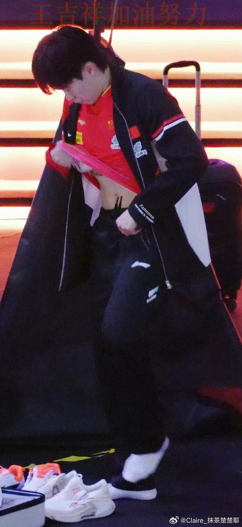 热火在世乒赛中强强对话中笑到最后 引发球迷持续关注 热火在世乒赛中强强对话中笑到最后 引发球迷持续关注